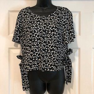 Worn 1x ZARA Flowy Flutter Sleeve Side Ties Top L
